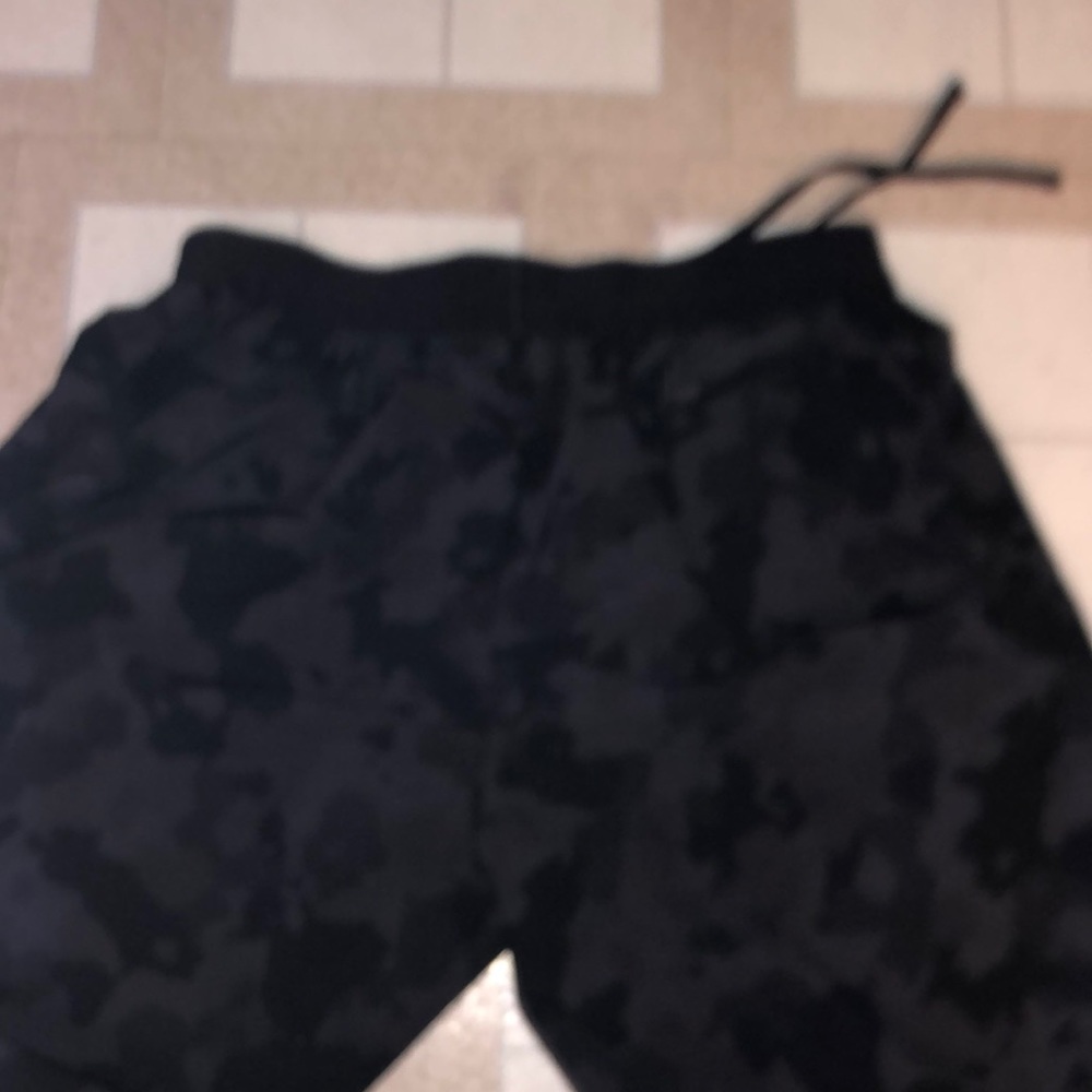 Joggers - Picture 2 of 2